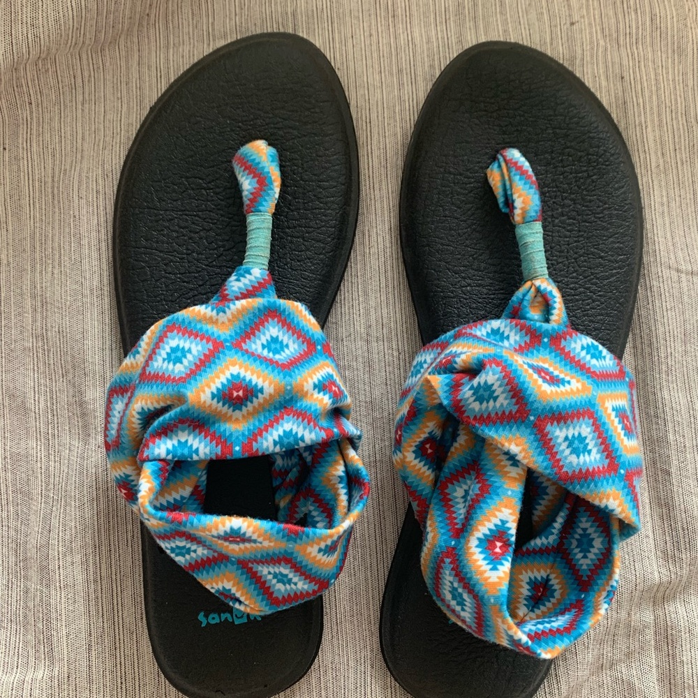 Sanuk Multicolor Geometric Sandals
